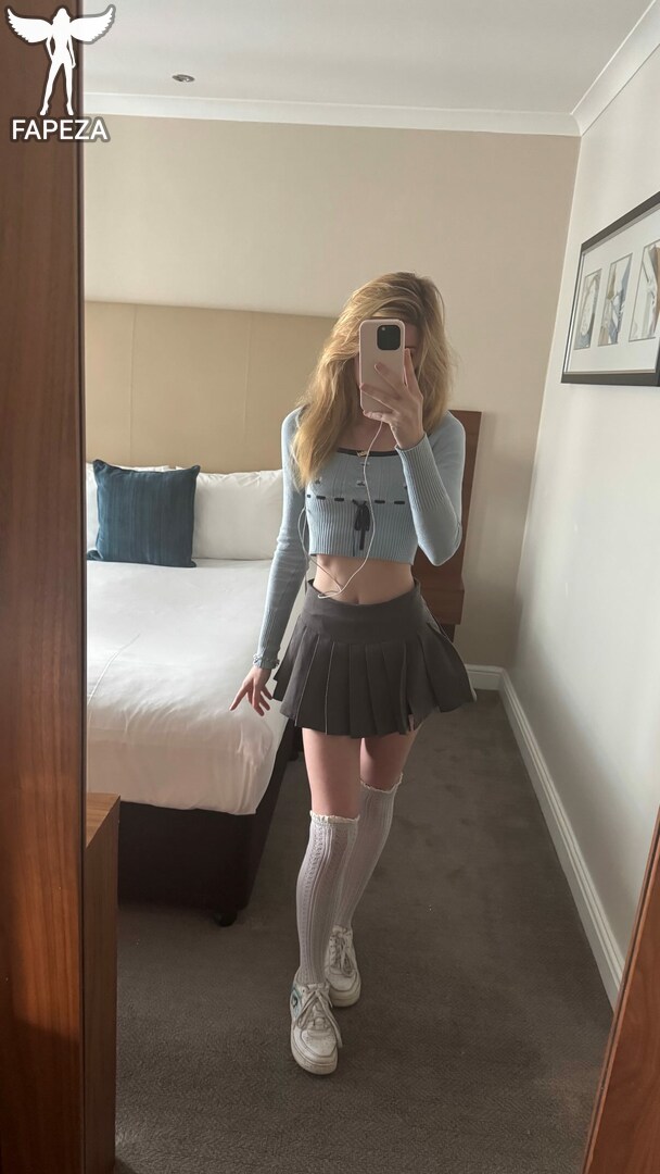 Belle Delphine