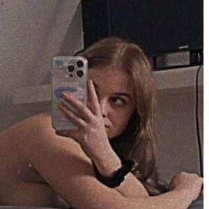 Naturalyounggirl